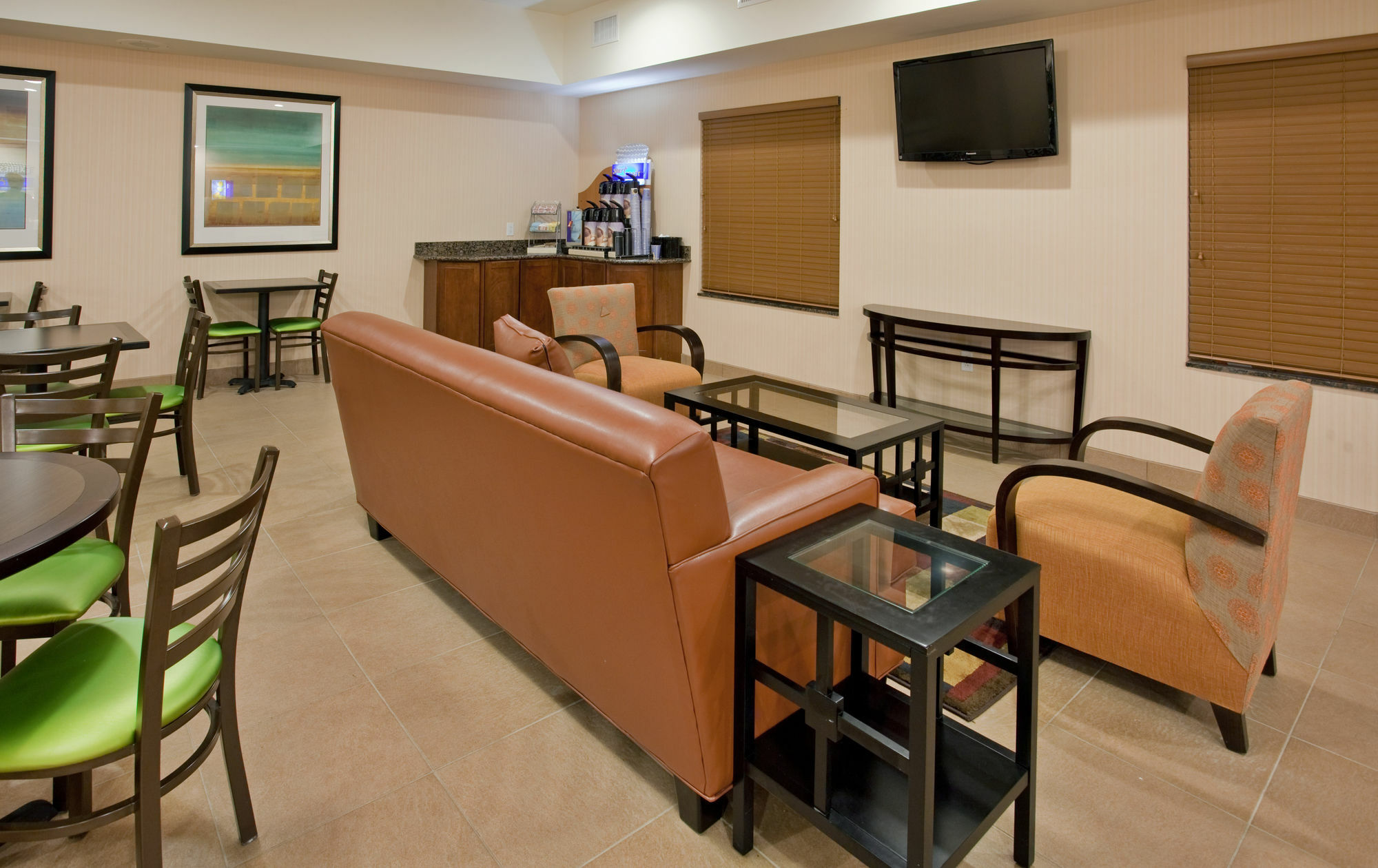 Holiday Inn Express & Suites North Topeka Eksteriør bilde