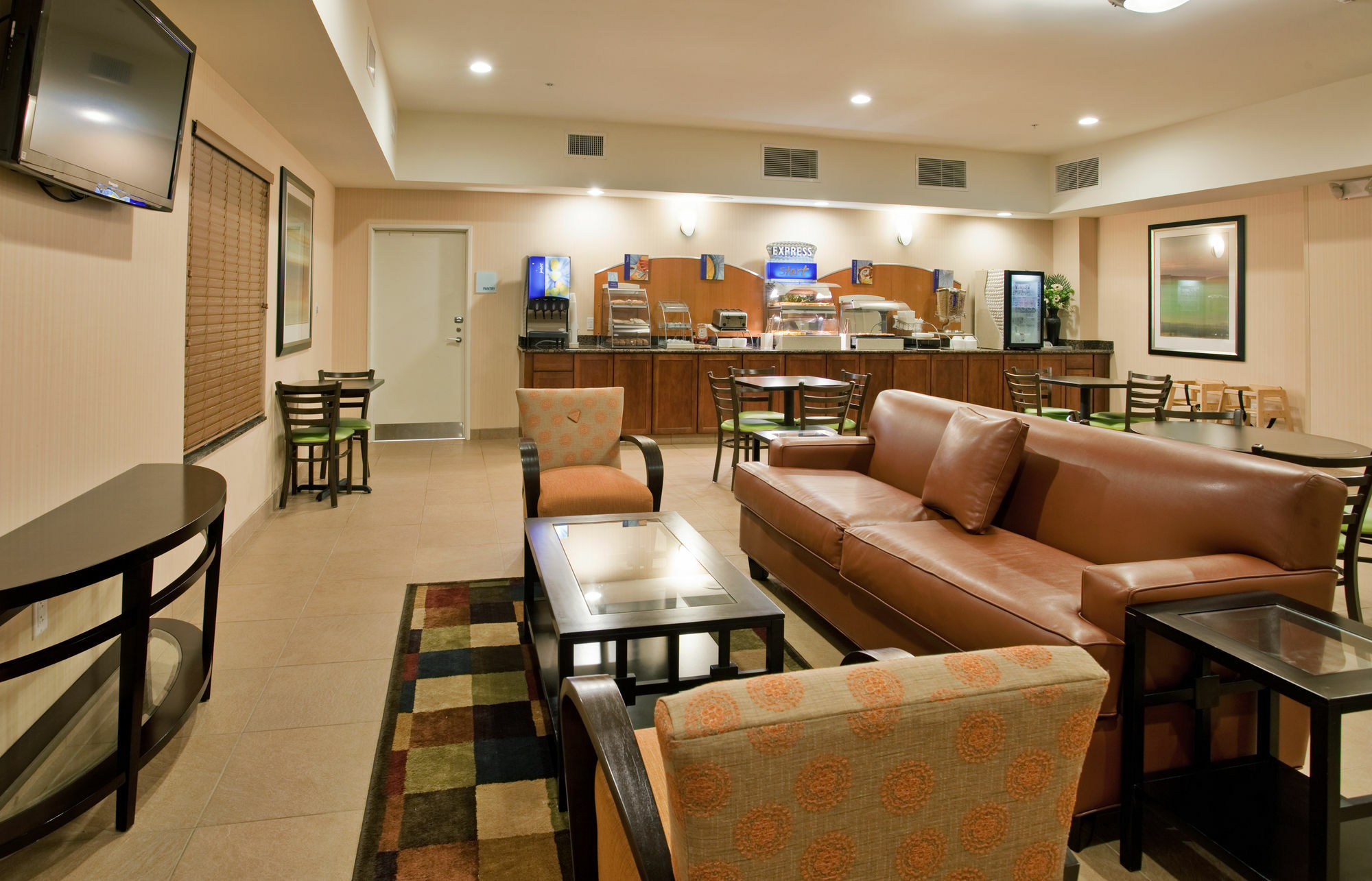 Holiday Inn Express & Suites North Topeka Eksteriør bilde